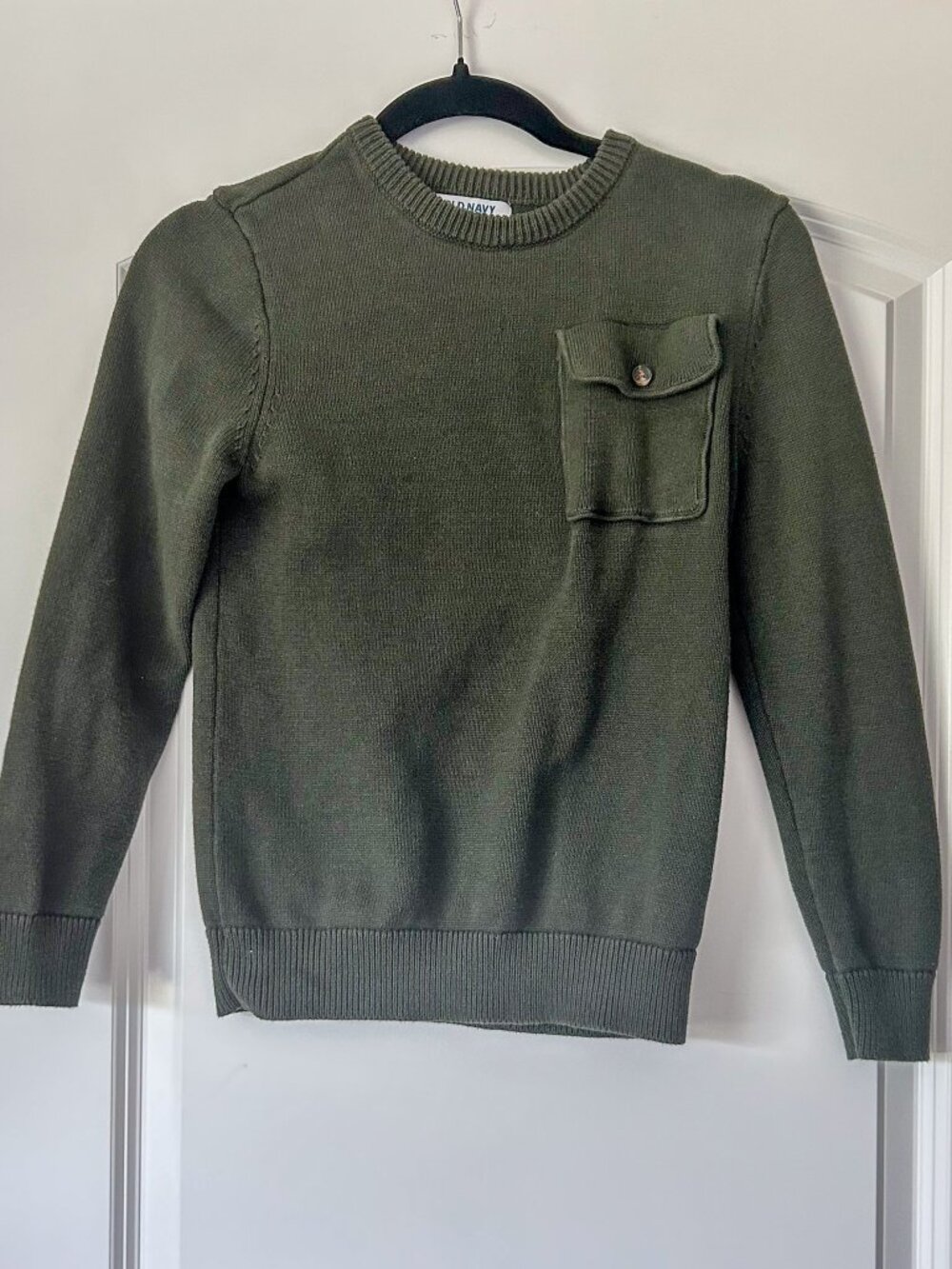 Olive green boys sweater size large 10/12 Old Navy